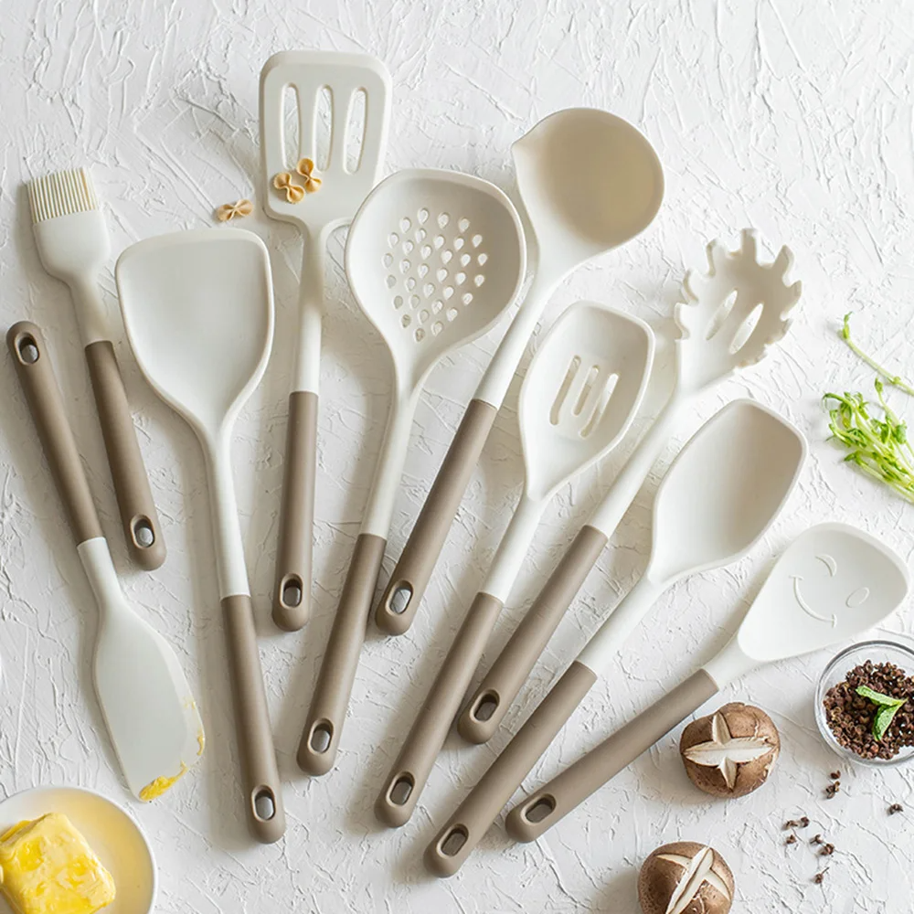 Conjunto de 10 Peças de Utensílios de Cozinha em Silicone Rhovella Maison