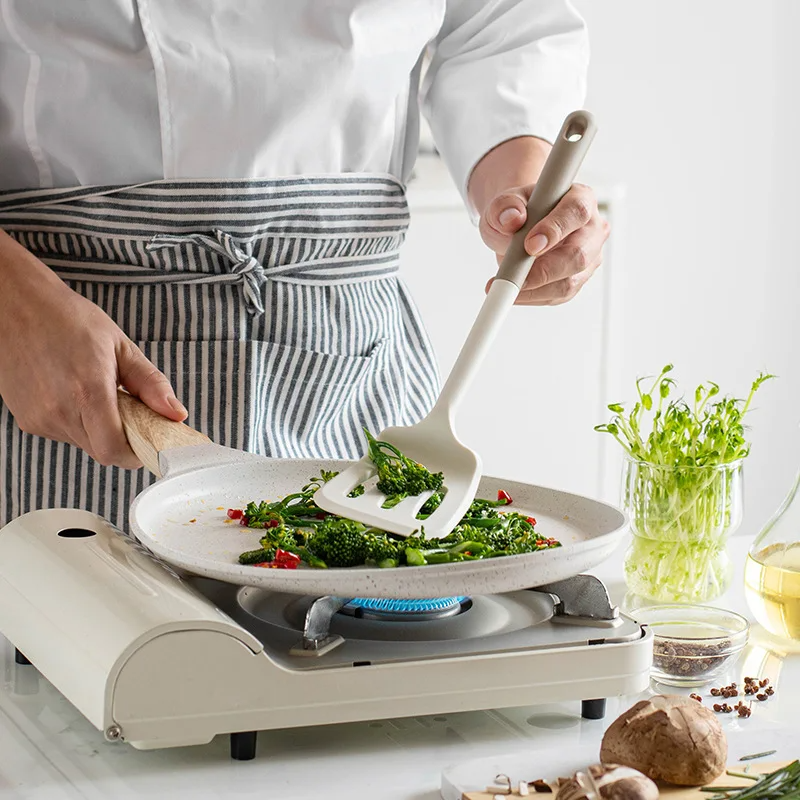 Conjunto de 10 Peças de Utensílios de Cozinha em Silicone Rhovella Maison