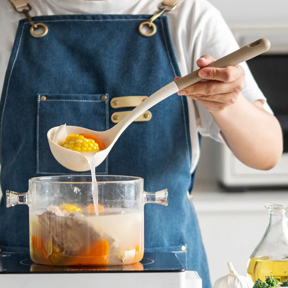 Conjunto de 10 Peças de Utensílios de Cozinha em Silicone Rhovella Maison