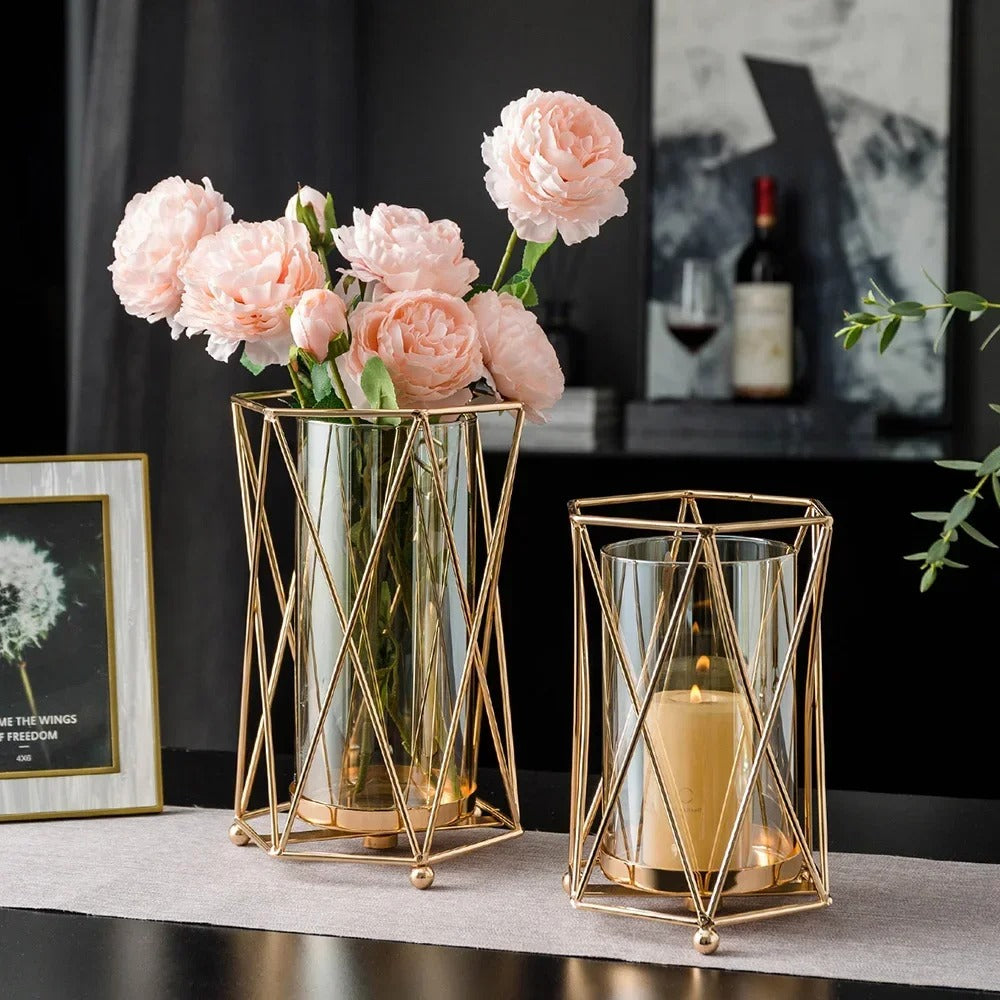 Castiçal e Vaso Decorativo Luxo Dourado Rhovella Maison